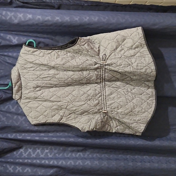 Croft and Barrow XL...new vest - Picture 2 of 4